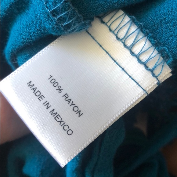 Slate blue lace halter crop top - Picture 5 of 5